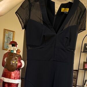 Elegant Black Dress Nicole Miller Size 8 —sheer sleeves